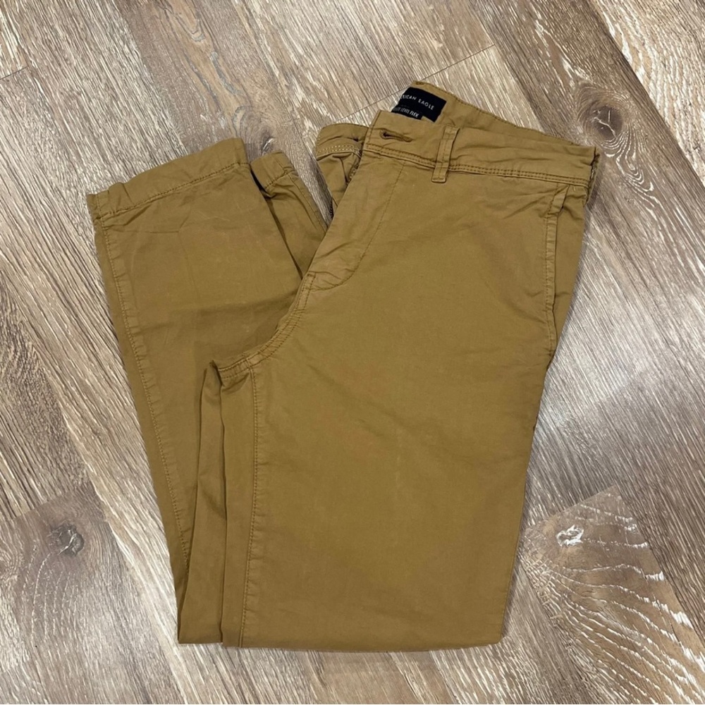 American Eagle Khaki's 28x28